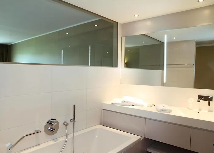 Klein Zwitserland Otel