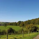 מלון Klein Zwitserland 4*