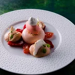 Klein Zwitserland מלון 4*