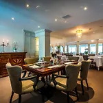 מלון Klein Zwitserland סלנאקן