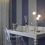 Klein Zwitserland מלון סלנאקן