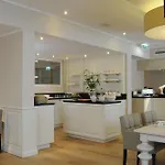 מלון Klein Zwitserland סלנאקן